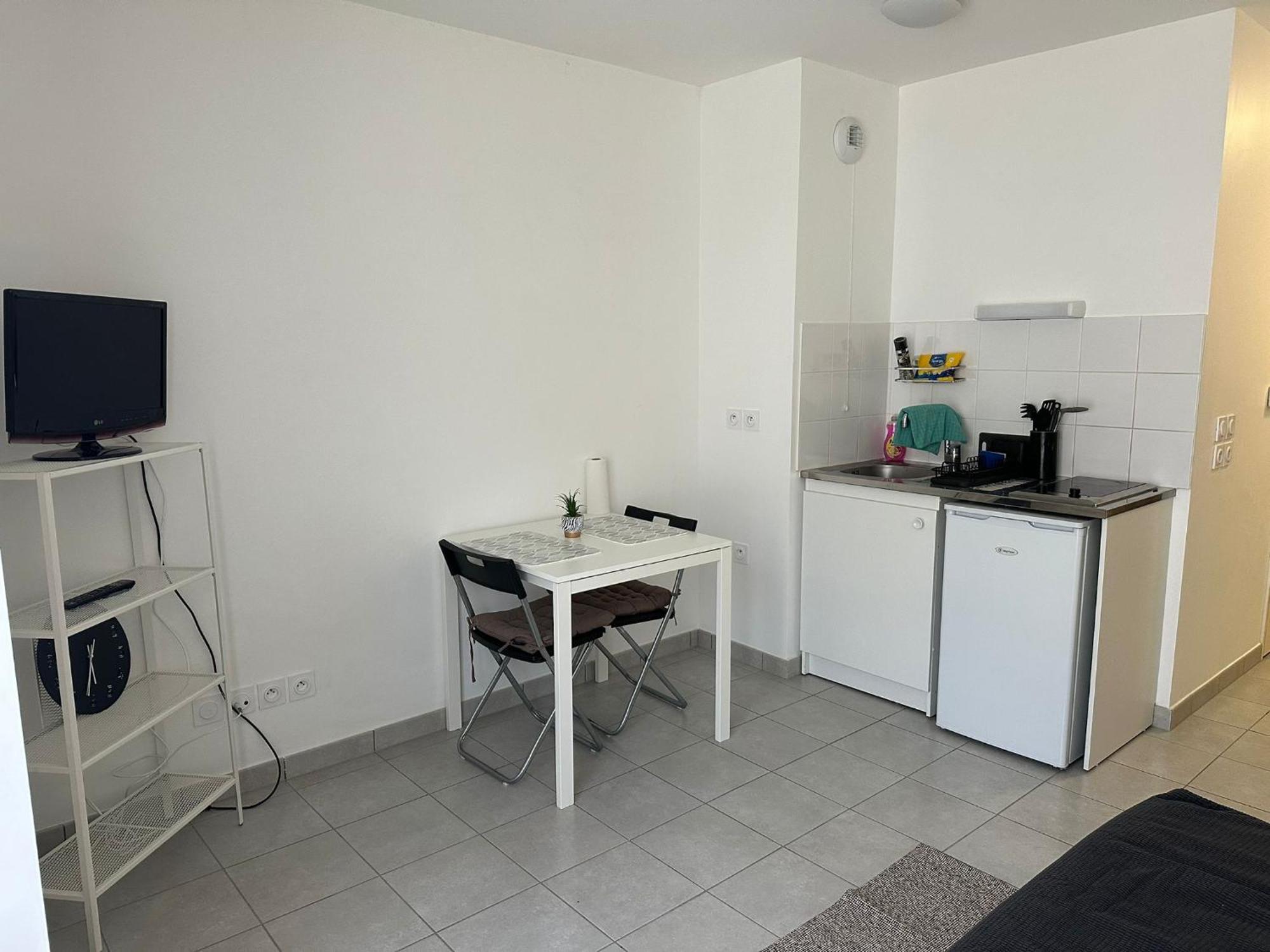 Studio De Confort Lyon Luaran gambar